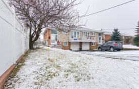 10-zimmer stadthaus in North York, Kanada. C$1 392 000