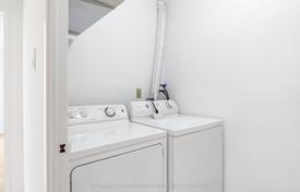 9-zimmer wohnung in North York, Kanada. C$705 000