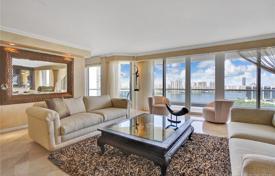 Wohnung – Aventura, Florida, Vereinigte Staaten. 884 000 €