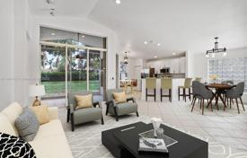 Haus in der Stadt – Boynton Beach, Florida, Vereinigte Staaten. $480 000