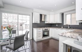 3-zimmer stadthaus in Old Toronto, Kanada. C$2 229 000