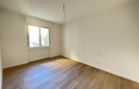 3-zimmer wohnung 150 m² in Florenz, Italien. 780 000 €