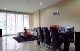 2-zimmer appartements in eigentumswohnungen in Watthana, Thailand. $415 000