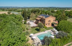 50-zimmer landgut 4000 m² in Montepulciano, Italien. 16 500 000 €