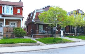 8-zimmer stadthaus in Symington Avenue, Kanada. C$1 493 000
