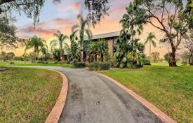 Haus in der Stadt – Tamarac, Broward, Florida,  Vereinigte Staaten. $1 899 000