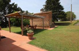 3-zimmer villa 280 m² in Peccioli, Italien. 770 000 €