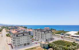 Wohnungen in Gehweite des Meeres in Alanya. $419 000