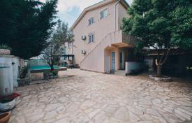 Villa 300 m² in Krimovica, Montenegro. 400 000 €