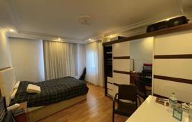 4-zimmer wohnung 195 m² in Maltepe, Türkei. $200 000