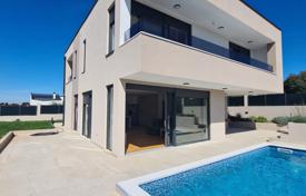 3-zimmer haus in der stadt 250 m² in Banjole (Croatia), Kroatien. 750 000 €