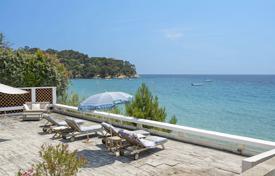 9-zimmer villa 286 m² in Rayol-Canadel-sur-Mer, Frankreich. 7 200 000 €