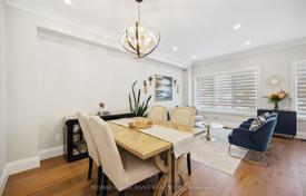 9-zimmer haus in der stadt in Scarborough, Kanada. C$2 363 000
