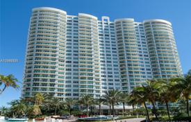 3-zimmer wohnung 305 m² in Miami, Vereinigte Staaten. 1 056 000 €