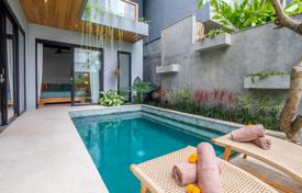 3-zimmer villa 150 m² in Batu Bolong Beach, Indonesien. $128 000