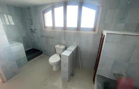 3-zimmer villa 210 m² in Larnaka, Zypern. 240 000 €