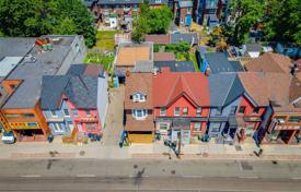 4-zimmer stadthaus in Gerrard Street East, Kanada. C$1 448 000