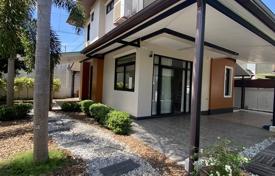 4-zimmer haus in der stadt 288 m² in tambon Kathu, Thailand. $242 000