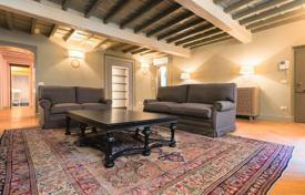 Wohnung – Florenz, Toskana, Italien. 950 000 €