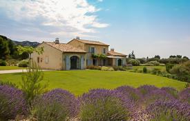 Villa – Les Baux-de-Provence, Provence-Alpes-Côte d'Azur, Frankreich. $11 500  pro Woche