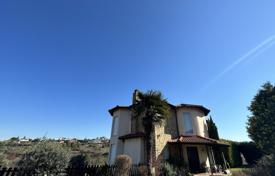 4-zimmer villa 380 m² in Thessaloniki, Griechenland. 800 000 €