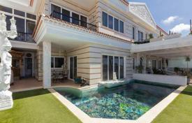 Villa – Adeje, Santa Cruz de Tenerife, Kanarische Inseln (Kanaren),  Spanien. 2 250 000 €