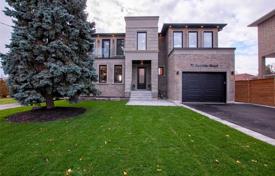 Haus in der Stadt – York, Toronto, Ontario,  Kanada. C$1 785 000