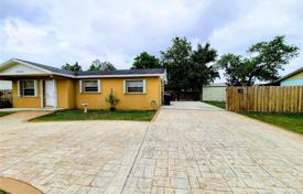3-zimmer haus in der stadt 127 m² in Miami, Vereinigte Staaten. $548 000