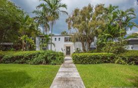 8-zimmer einfamilienhaus 436 m² in Miami Beach, Vereinigte Staaten. $1 695 000