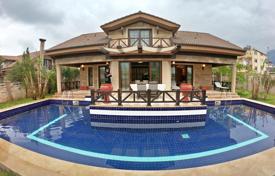 4-zimmer villa 470 m² in Kemer, Türkei. 39 980 000 TRY