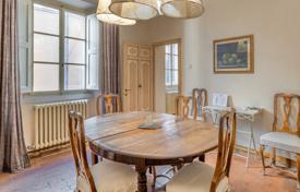 8-zimmer wohnung 147 m² in Cortona, Italien. 540 000 €