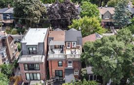 Stadthaus – Montrose Avenue, Toronto, Ontario,  Kanada. C$2 321 000