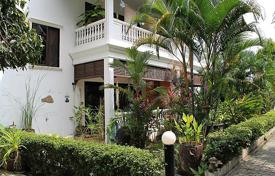 Haus in der Stadt – Jomtien, Pattaya, Chonburi,  Thailand. $127 000