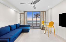 Eigentumswohnung 295 m² in Collins Avenue, Vereinigte Staaten. $950 000