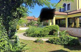 3-zimmer haus in der stadt 600 m² in Umag, Kroatien. 1 850 000 €