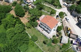 Haus in der Stadt – Risan, Kotor, Montenegro. 500 000 €