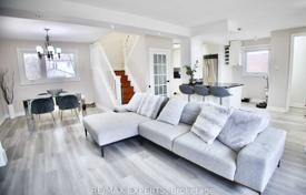 6-zimmer haus in der stadt in Etobicoke, Kanada. C$1 351 000