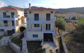 Haus in der Stadt – Peloponnes, Griechenland. 380 000 €