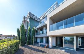 Wohnung – Desenzano del Garda, Lombardei, Italien. 835 000 €