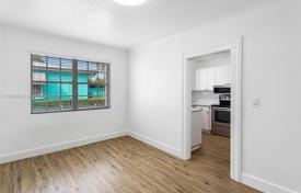 3-zimmer haus in der stadt 116 m² in Miami, Vereinigte Staaten. $699 000