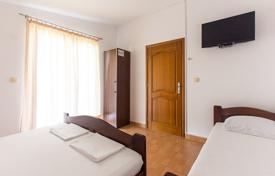 9-zimmer einfamilienhaus 201 m² in Sutomore, Montenegro. 295 000 €