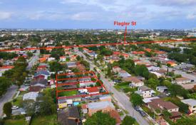 2-zimmer haus in der stadt 114 m² in Miami, Vereinigte Staaten. $490 000