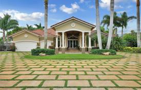 8-zimmer villa 691 m² in Miami, Vereinigte Staaten. $1 699 000