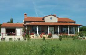 Haus We are selling a house in a quiet location. Marčana.. 370 000 €