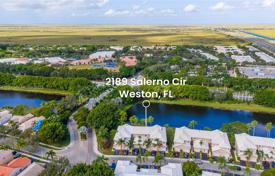 Haus in der Stadt – Weston, Florida, Vereinigte Staaten. $505 000