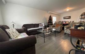 4-zimmer haus in der stadt in York, Kanada. C$1 155 000