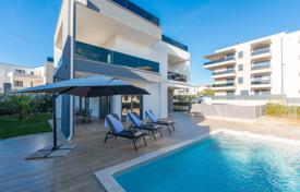 5-zimmer haus in der stadt 207 m² in Poreč, Kroatien. 899 000 €