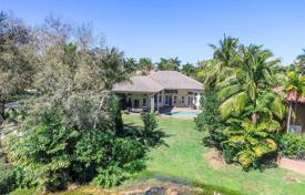 Haus in der Stadt – Coral Springs, Florida, Vereinigte Staaten. $1 475 000