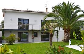 Villa – Cap d'Antibes, Antibes, Côte d'Azur,  Frankreich. 11 300 €  pro Woche