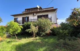 5-zimmer wohnung 202 m² in Pula, Kroatien. 400 000 €